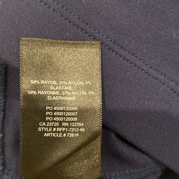 Aritzia Babaton (NWOT) Slit Skirt in Navy - Size 4 - Picture 8 of 8